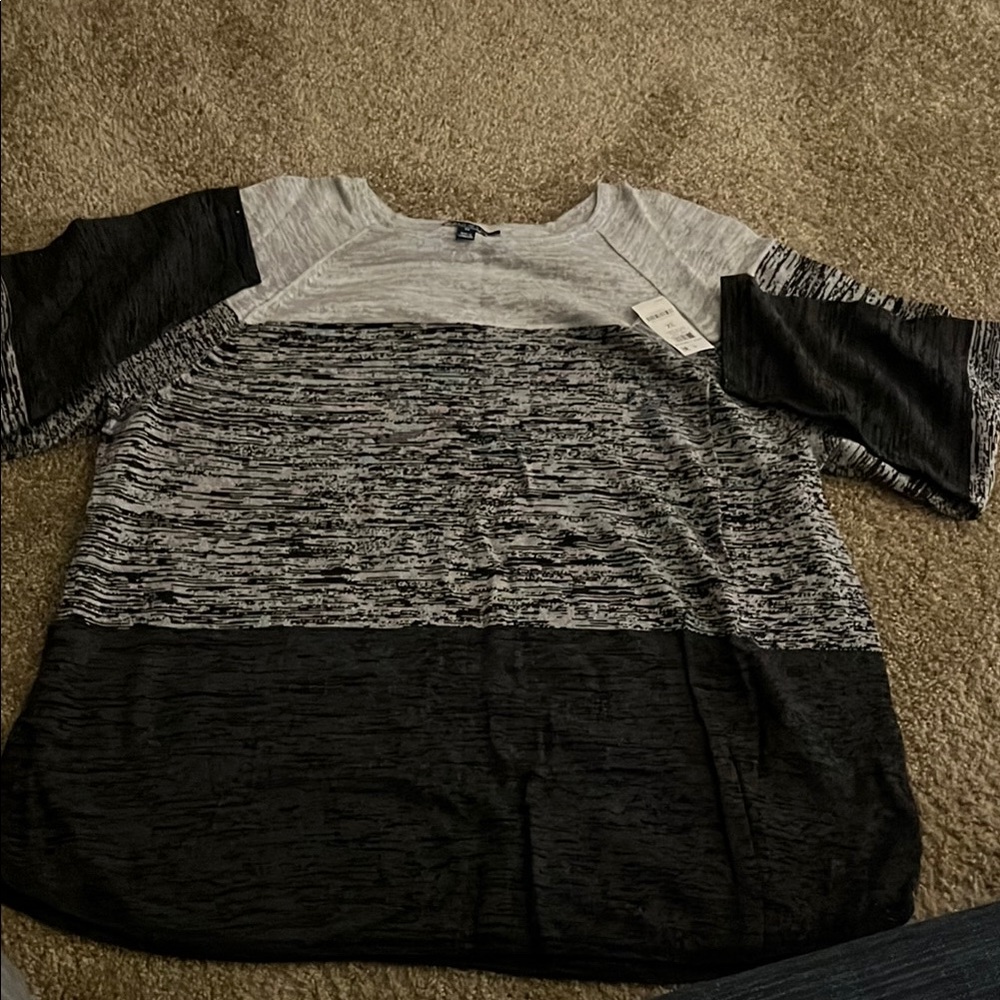 Karen Scott Gray and Black Long Sleeve Top